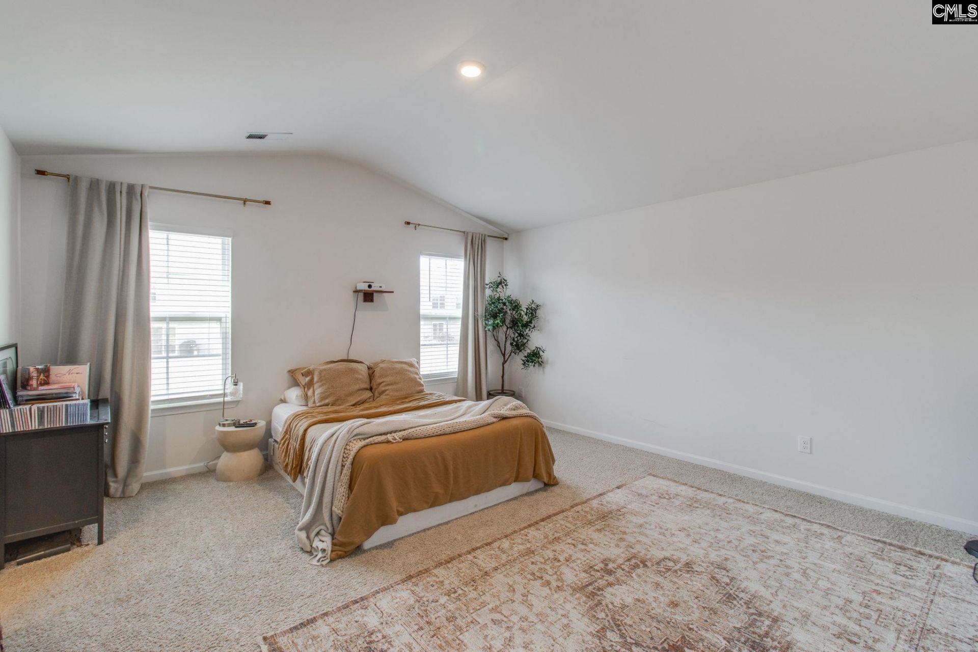 1075 Belmont Green Road  Photo 17