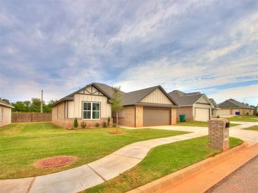3305 NW 178th Terrace, Edmond, OK 73012