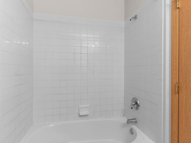 7741 Sherridon Drive , Blacklick, OH 43004 Photo 23