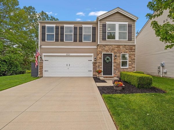 5021 Grimm Drive, Lockbourne, OH 43137