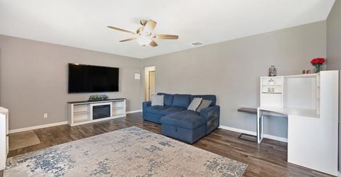 2560 Carson Way, Sacramento, CA 95821 Photo