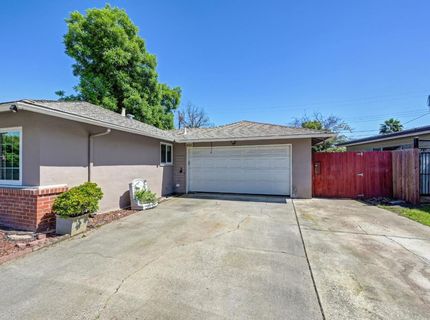 2560 Carson Way, Sacramento, CA 95821 Photo