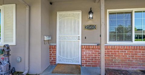 2560 Carson Way, Sacramento, CA 95821 Photo