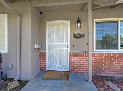 2560 Carson Way, Sacramento, CA 95821 Photo