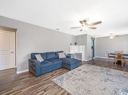 2560 Carson Way, Sacramento, CA 95821 Photo