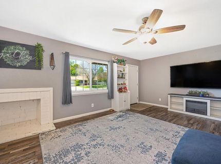 2560 Carson Way, Sacramento, CA 95821 Photo