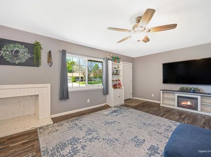 2560 Carson Way, Sacramento, CA 95821 Photo