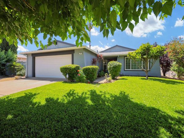 7299 Dutch Flat Dr, North Highlands, CA 95660