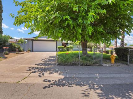 7299 Dutch Flat Dr, North Highlands, CA 95660 Photo