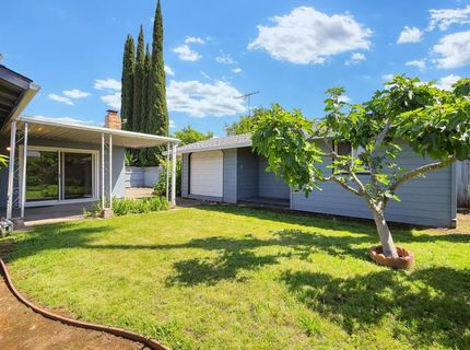 7299 Dutch Flat Dr, North Highlands, CA 95660 Photo