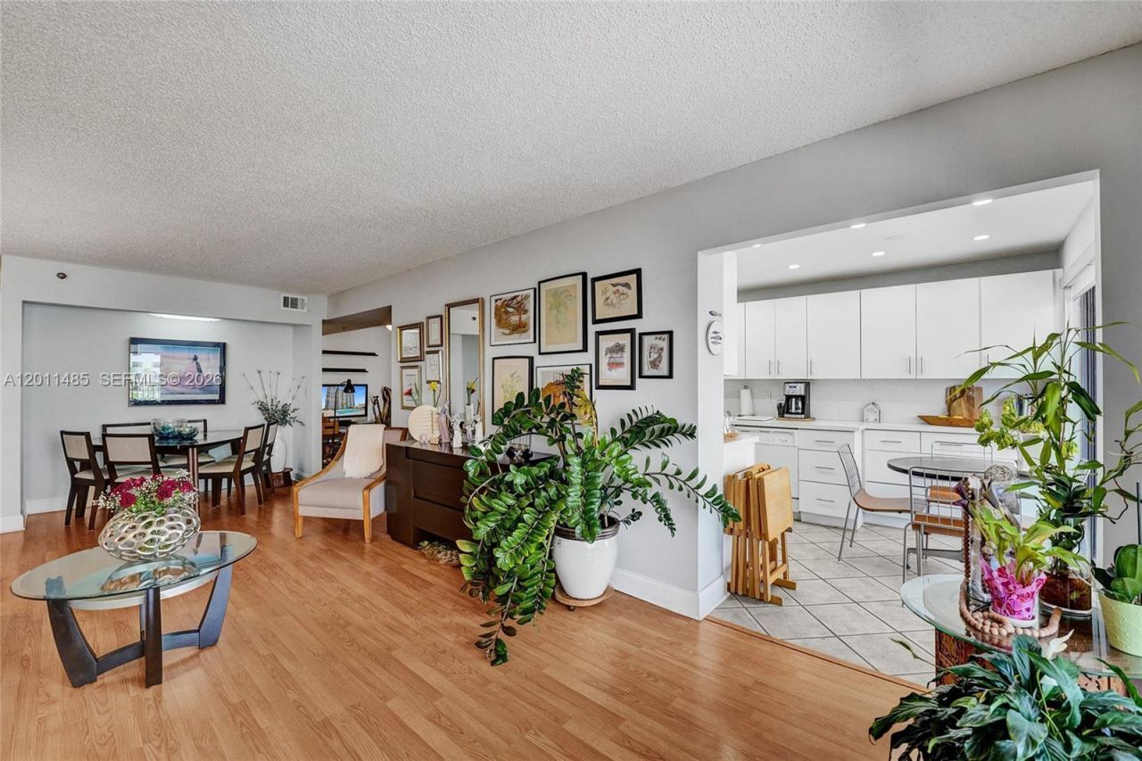 1201 S Ocean Dr , Unit 609S, Hollywood, FL 33019 Photo