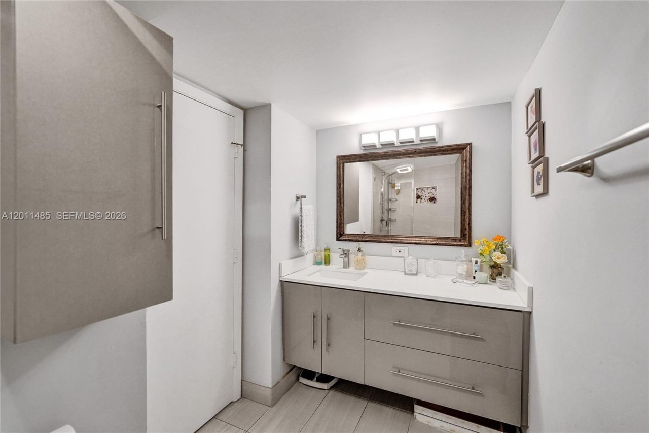 1201 S Ocean Dr , Unit 609S, Hollywood, FL 33019 Photo