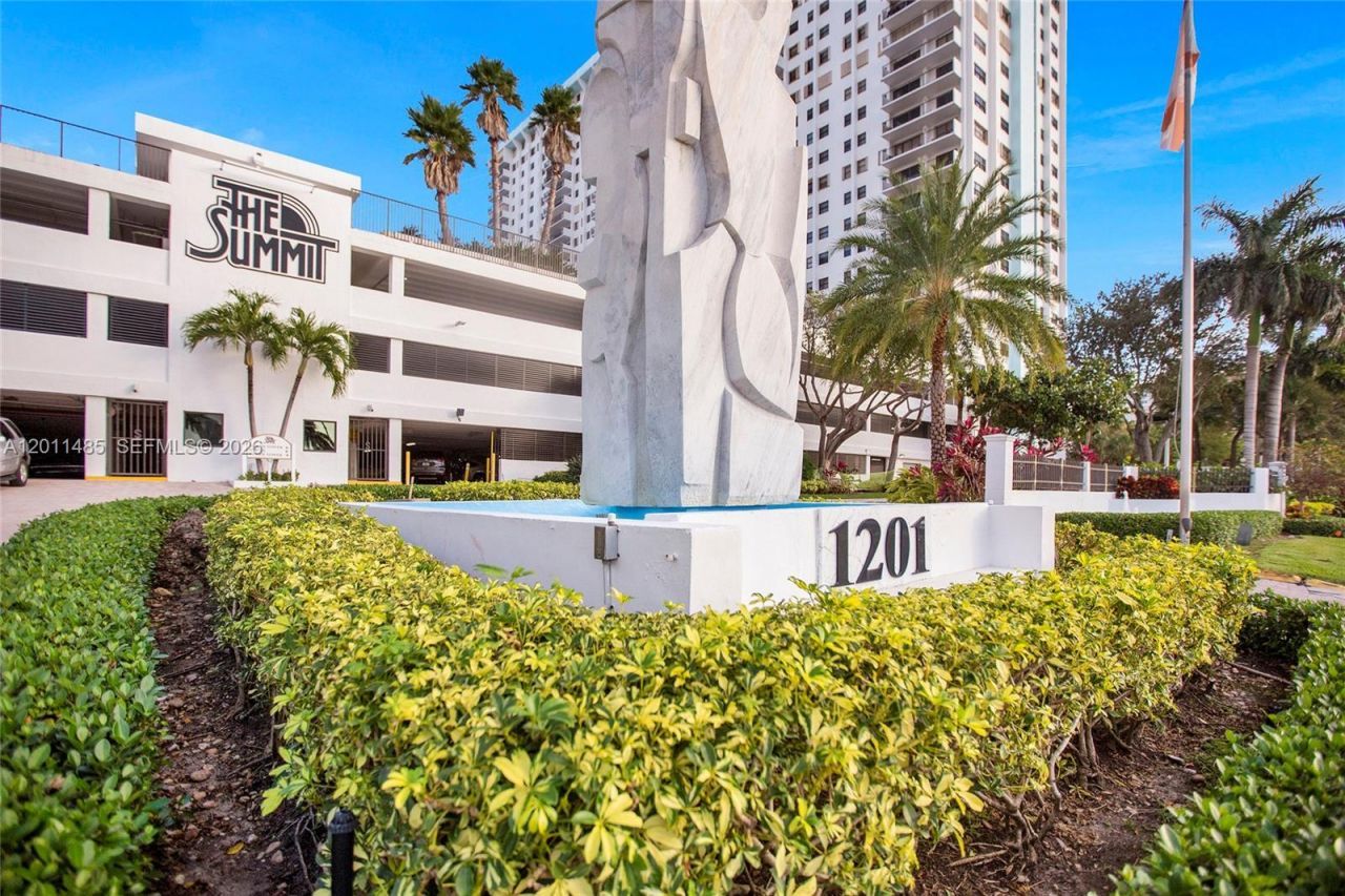 1201 S Ocean Dr , Unit 609S, Hollywood, FL 33019 Photo
