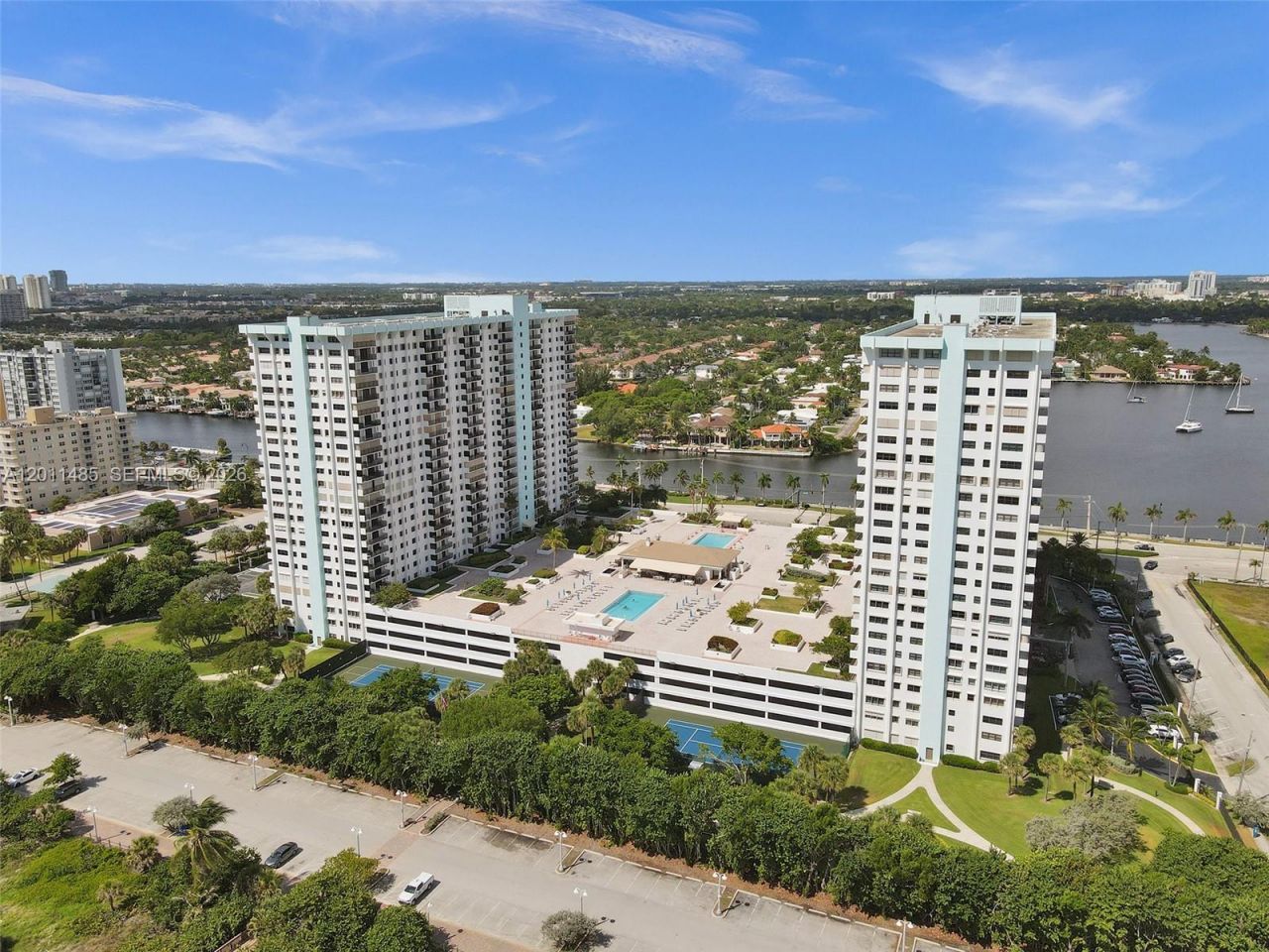 1201 S Ocean Dr , Unit 609S, Hollywood, FL 33019 Photo