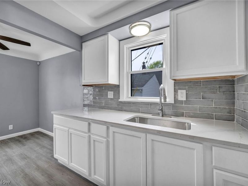 11109 Langton Avenue, Garfield Heights, OH 44125 Photo 10