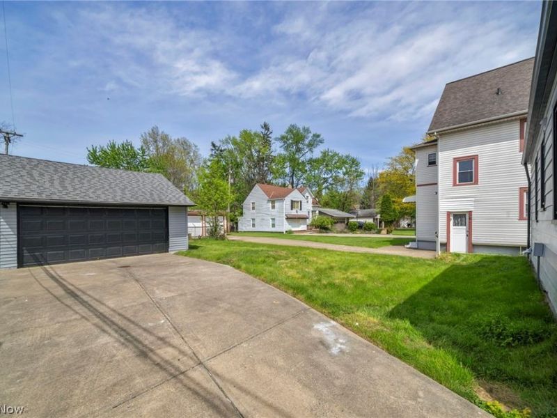 11109 Langton Avenue, Garfield Heights, OH 44125 Photo 25