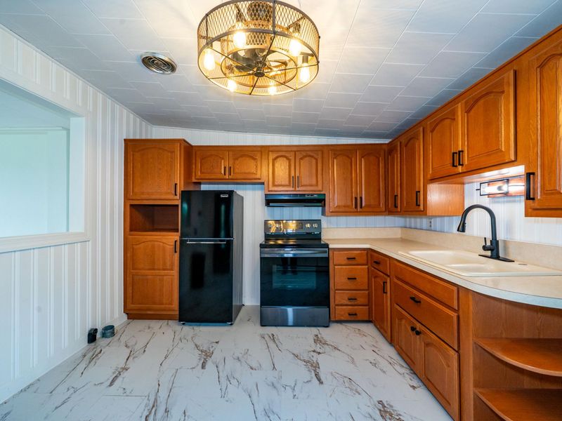 11296 Pansing Road, Brookville, OH 45309 Photo 10