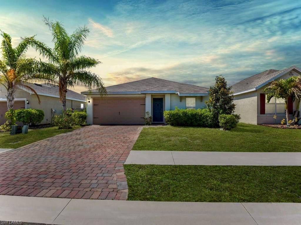 10545 Crossback Ln, Lehigh Acres, FL 33936 Photo