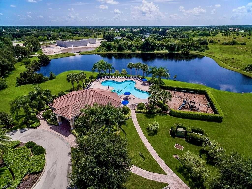 10545 Crossback Ln, Lehigh Acres, FL 33936 Photo