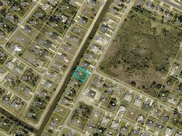 2606 Martin AVE S, LEHIGH ACRES, FL 33973