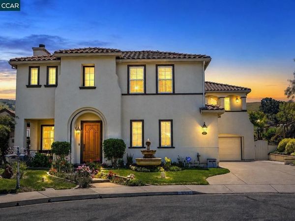 950 Maplegate Ct, Concord, CA 94521