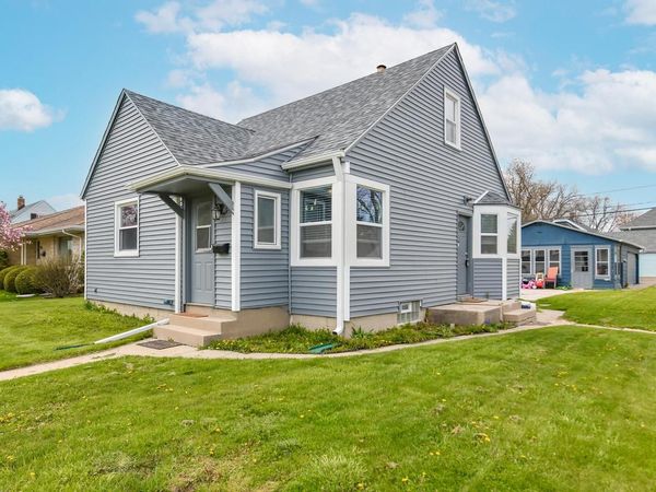 700 Marion AVENUE, South Milwaukee, WI 53172