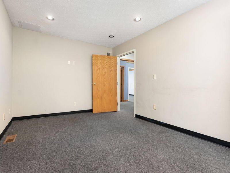 2513 Oakstone Drive , Columbus, OH 43231 Photo 10