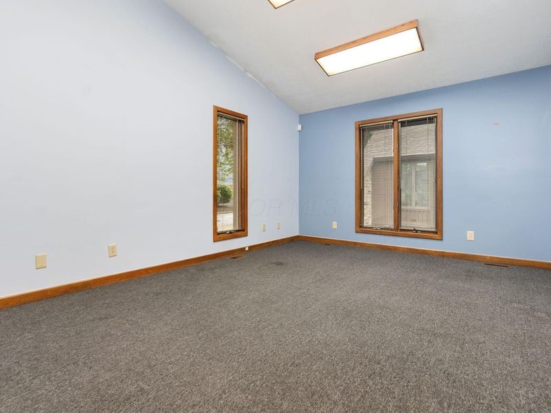 2513 Oakstone Drive , Columbus, OH 43231 Photo 12