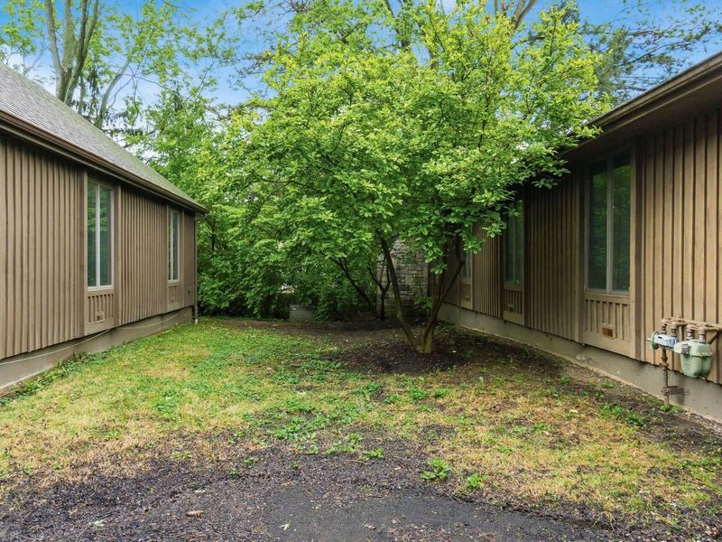 2513 Oakstone Drive , Columbus, OH 43231 Photo 30