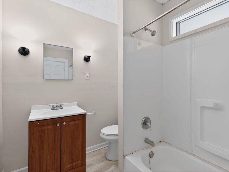 212 N Ogden Avenue , Columbus, OH 43204 Photo 18
