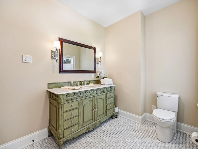 4500 Dublin, Columbus, OH 43221 Photo 19