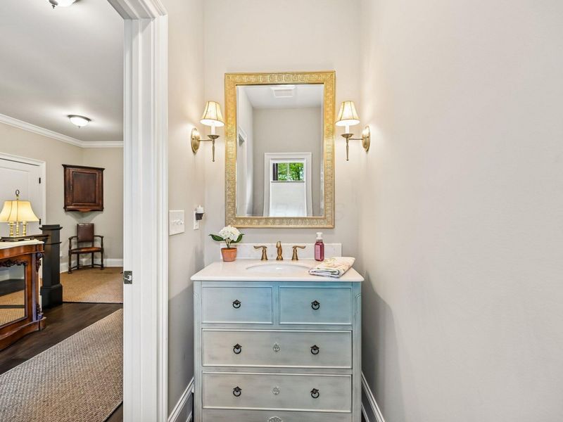 4500 Dublin, Columbus, OH 43221 Photo 31