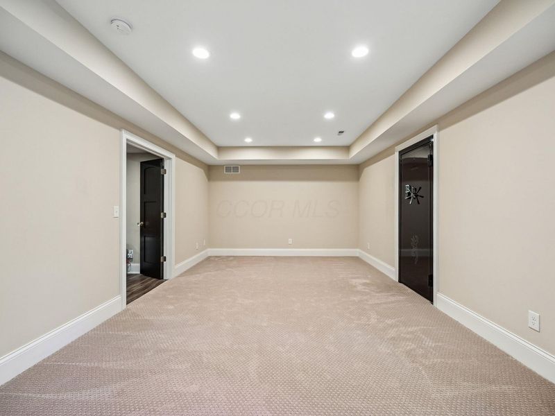 4500 Dublin, Columbus, OH 43221 Photo 38