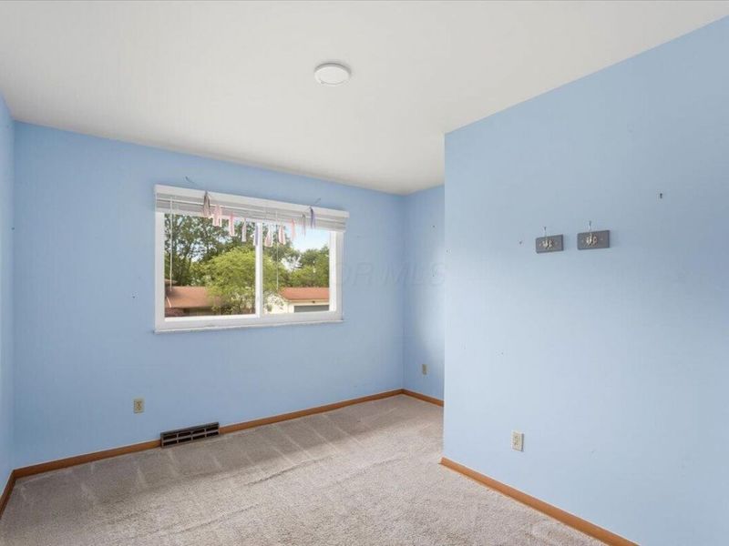 1454 Lonsdale Road , Columbus, OH 43232 Photo 18
