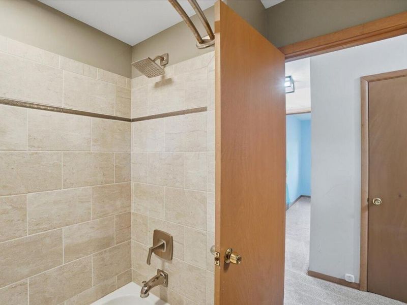 1454 Lonsdale Road , Columbus, OH 43232 Photo 25
