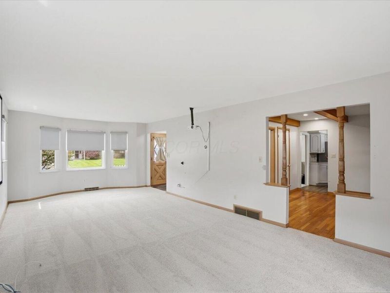 1454 Lonsdale Road, Columbus, OH 43232 Photo 3