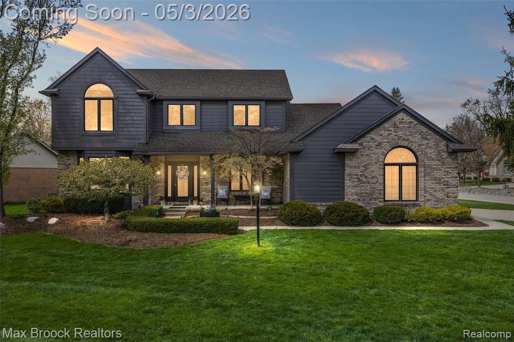 1440 Otter Drive, Rochester Hills, MI 48306 Main Photo