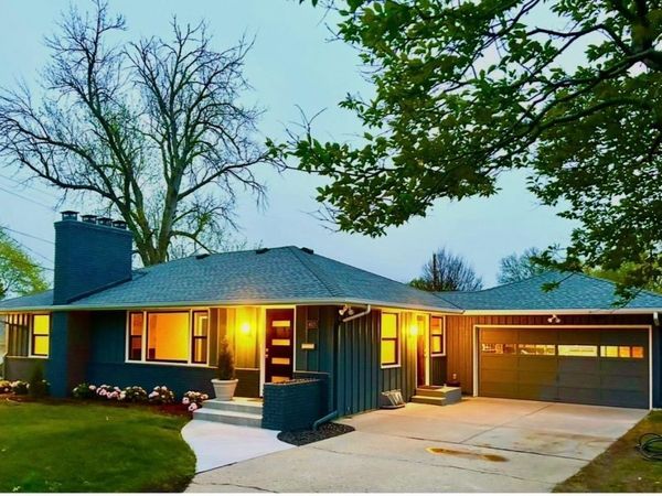 4625 Valley View Road, Edina, MN 55424