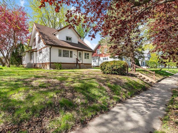 615 7th Street, Kenyon, MN 55946