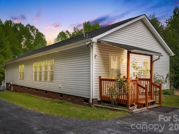 3287 Cabin Creek Road , Zirconia, NC 28790