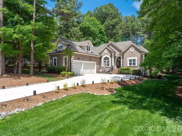 353 Marietta Road , Mooresville, NC 28117