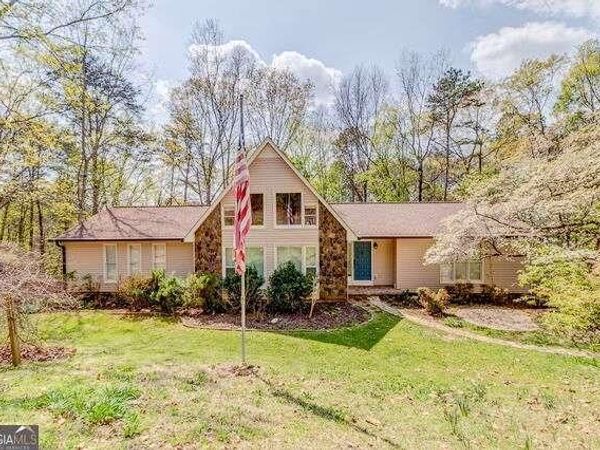 35 The Trail, Lindale, GA 30147