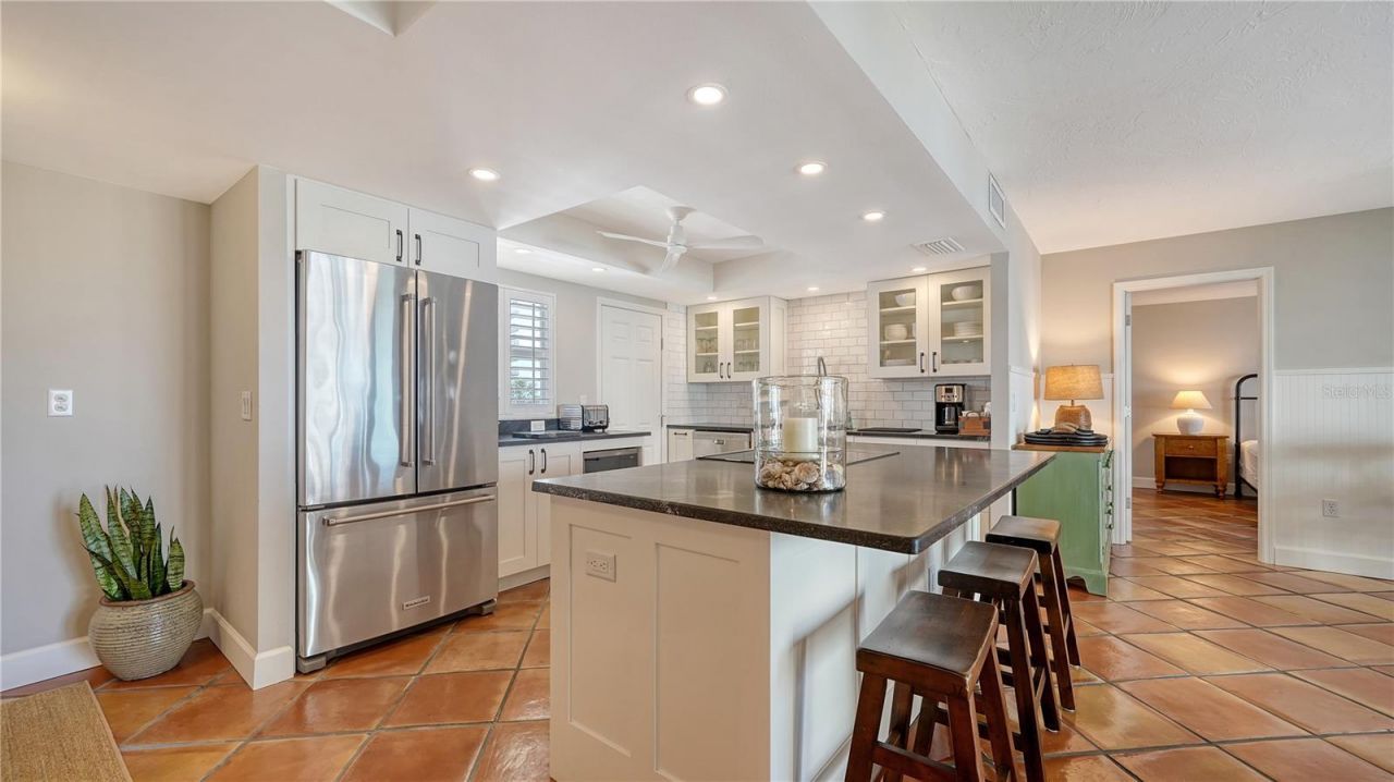 800 Benjamin Franklin Drive , Unit 406, Sarasota, FL 34236 Photo