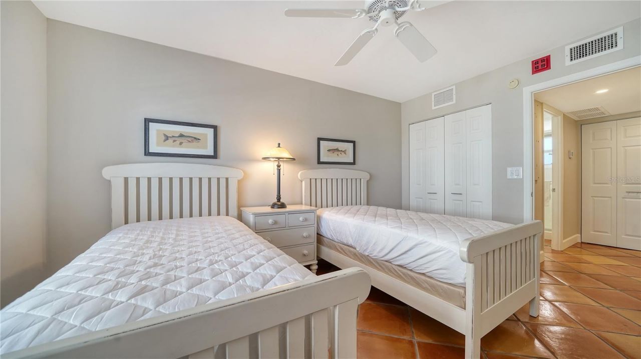 800 Benjamin Franklin Drive , Unit 406, Sarasota, FL 34236 Photo