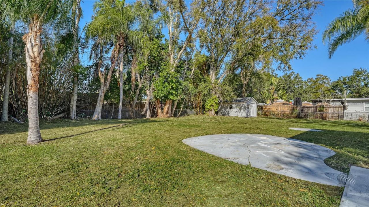 209 Briggs Court , Sarasota, FL 34237 Photo