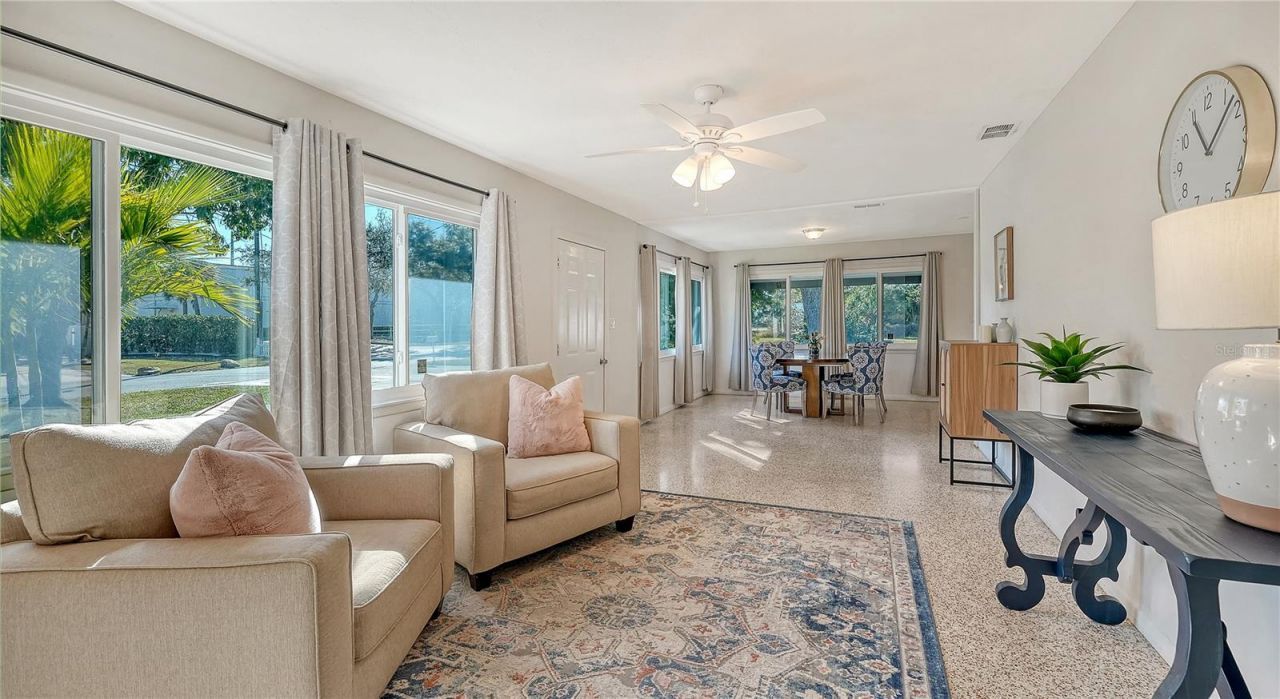 209 Briggs Court , Sarasota, FL 34237 Photo