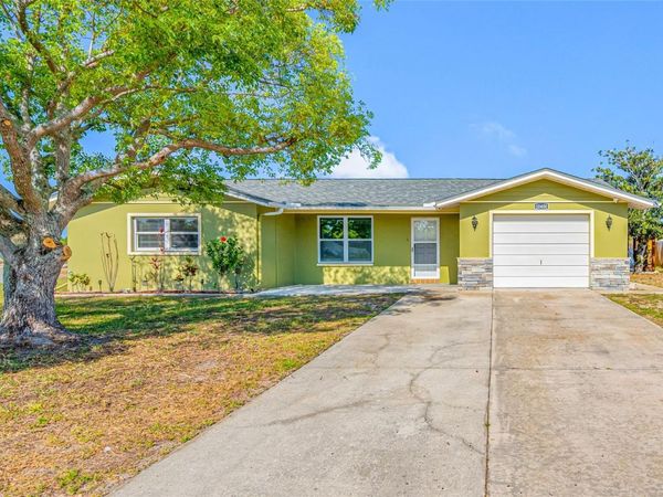 10400 ALICE M COURT, PORT RICHEY, FL 34668
