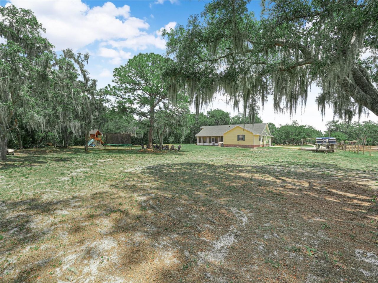 23 Oakwood Rd , Winter Haven, FL 33880 Photo