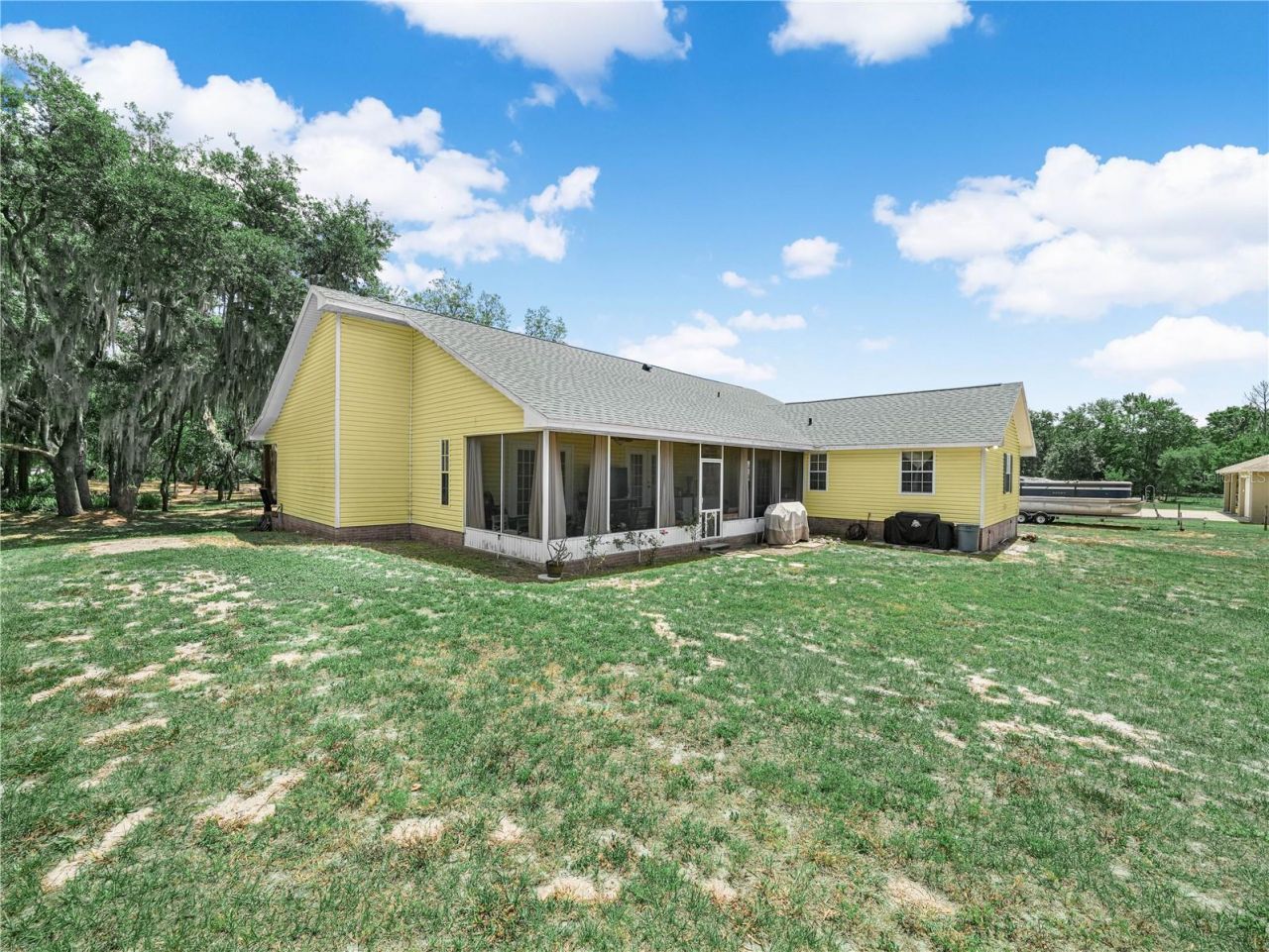 23 Oakwood Rd , Winter Haven, FL 33880 Photo