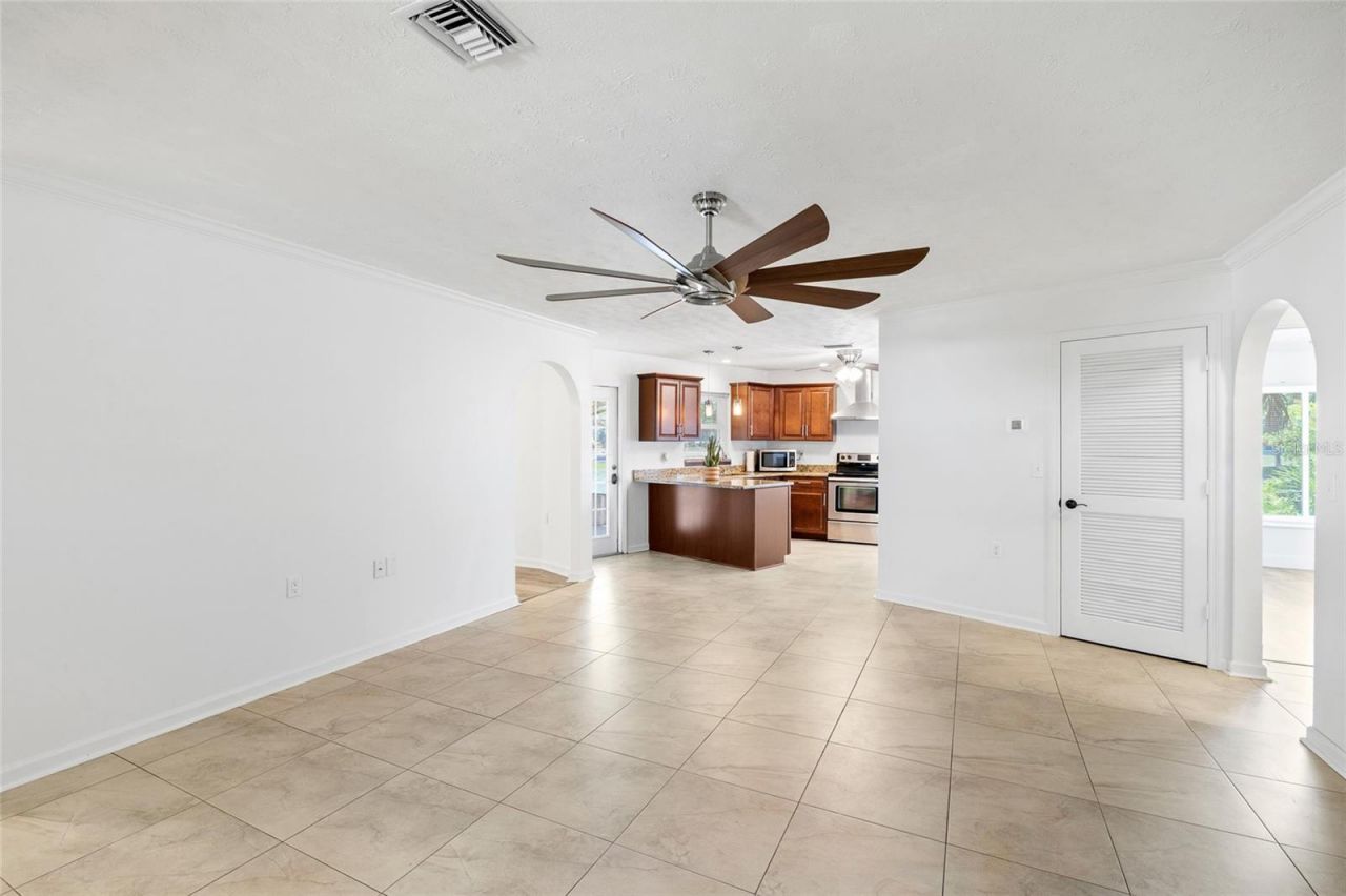 7415 Lake Forest Circle, Port Richey, FL 34668 Photo